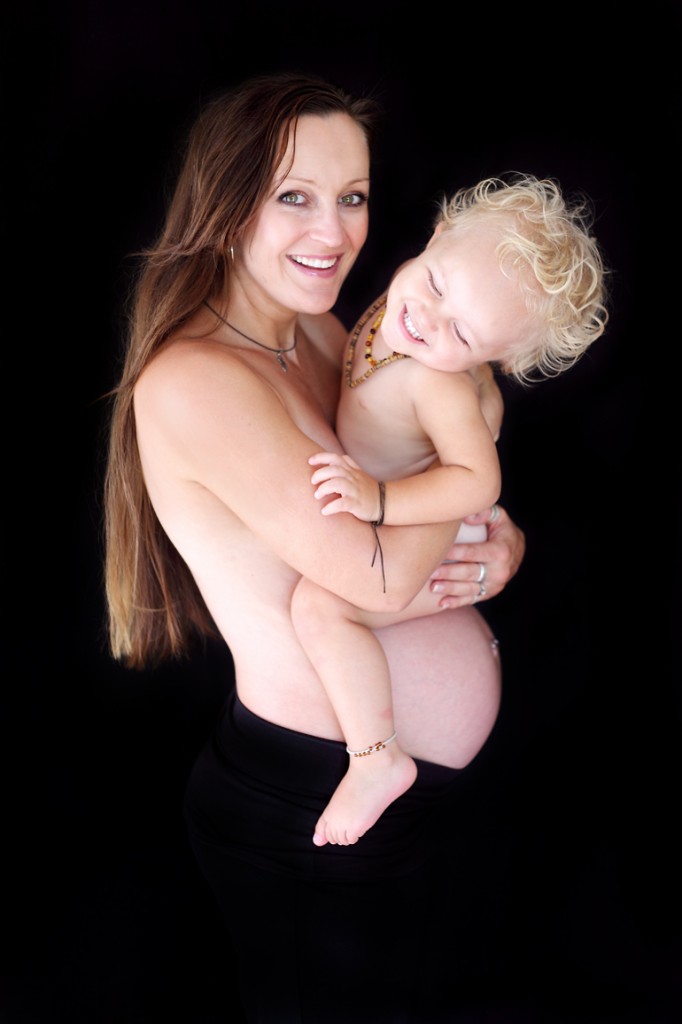 Maternity Photographer Central Coast NSW - Captured by Karmel